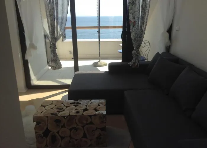 Seabreeze Hvar Apartment